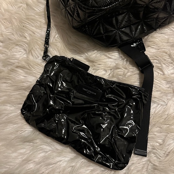 Vee Collective Backpack - Picture 4 of 7